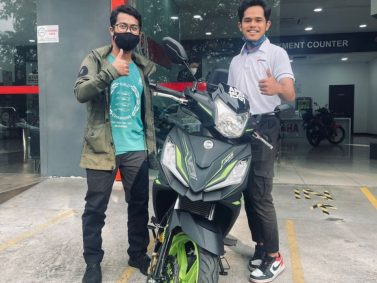 Muhammad Ariff Sales Advisor 
    <br src=