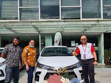 Rozan Razi Sales Advisor 
    Toyota Cars<br src=