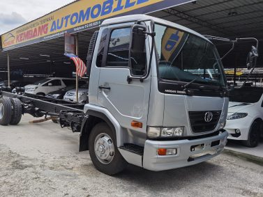 HINO FD7J <br src=