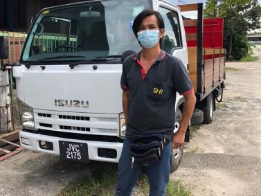 Liew Sah Teck Sales Advisor 
    <br src=