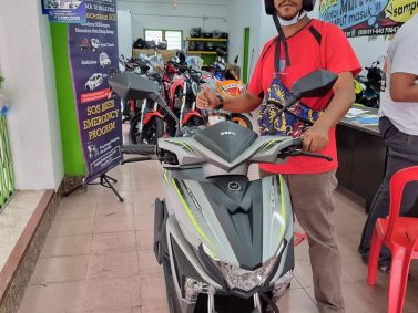 Suhaimi Sales Advisor 
    <br src=