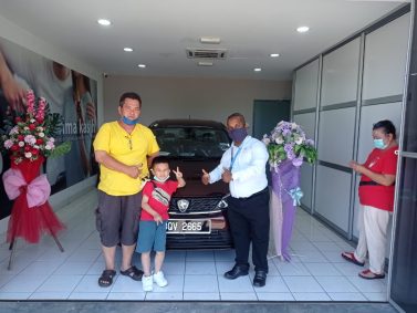 Vicky Sales Advisor 
    Proton Cars<br src=