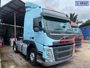 VOLVO FH13 (6X4) <br src=