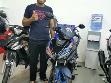 Alvin Khiew Sales Advisor 
    <br src=